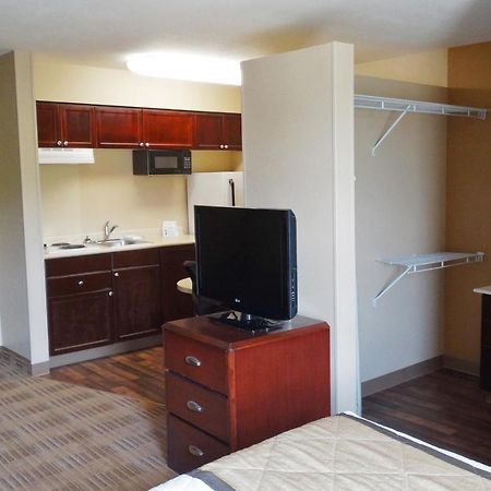 Extended Stay America Suites - Detroit - Auburn Hills - Featherstone Rd Eksteriør bilde