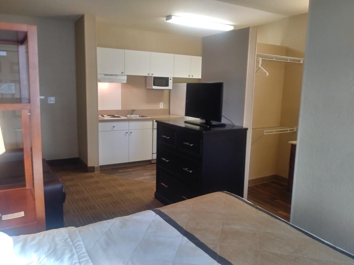 Extended Stay America Suites - Detroit - Auburn Hills - Featherstone Rd Eksteriør bilde