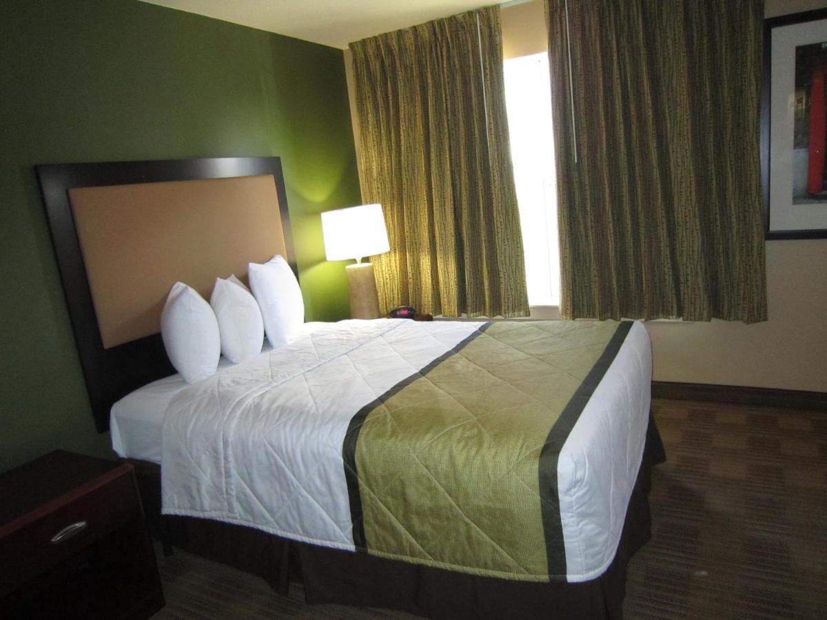 Extended Stay America Suites - Detroit - Auburn Hills - Featherstone Rd Eksteriør bilde