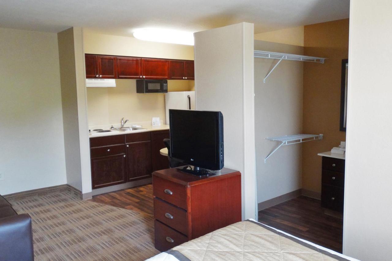 Extended Stay America Suites - Detroit - Auburn Hills - Featherstone Rd Eksteriør bilde
